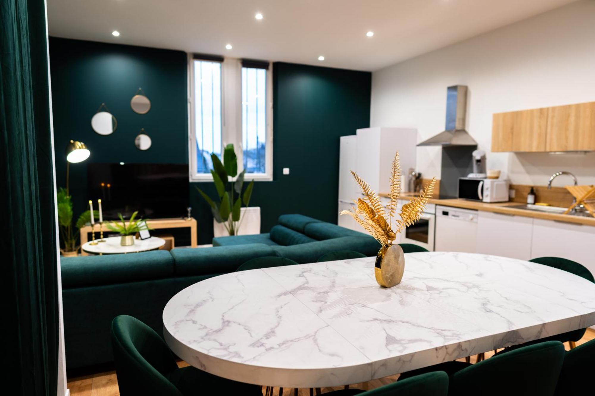 Grand Loft Familial 4 Chambres Avec Parking Prive Сомюр Экстерьер фото